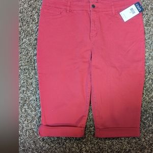 Chaps NWT sz 12 pale Red Denim crop pant